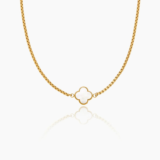 Pearl clover necklace gold — Olivia Jewelry