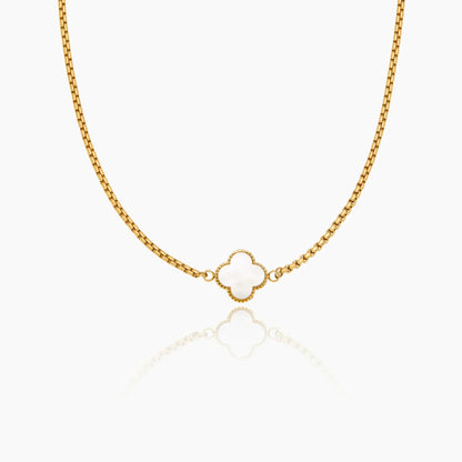 Pearl clover necklace gold — Olivia Jewelry