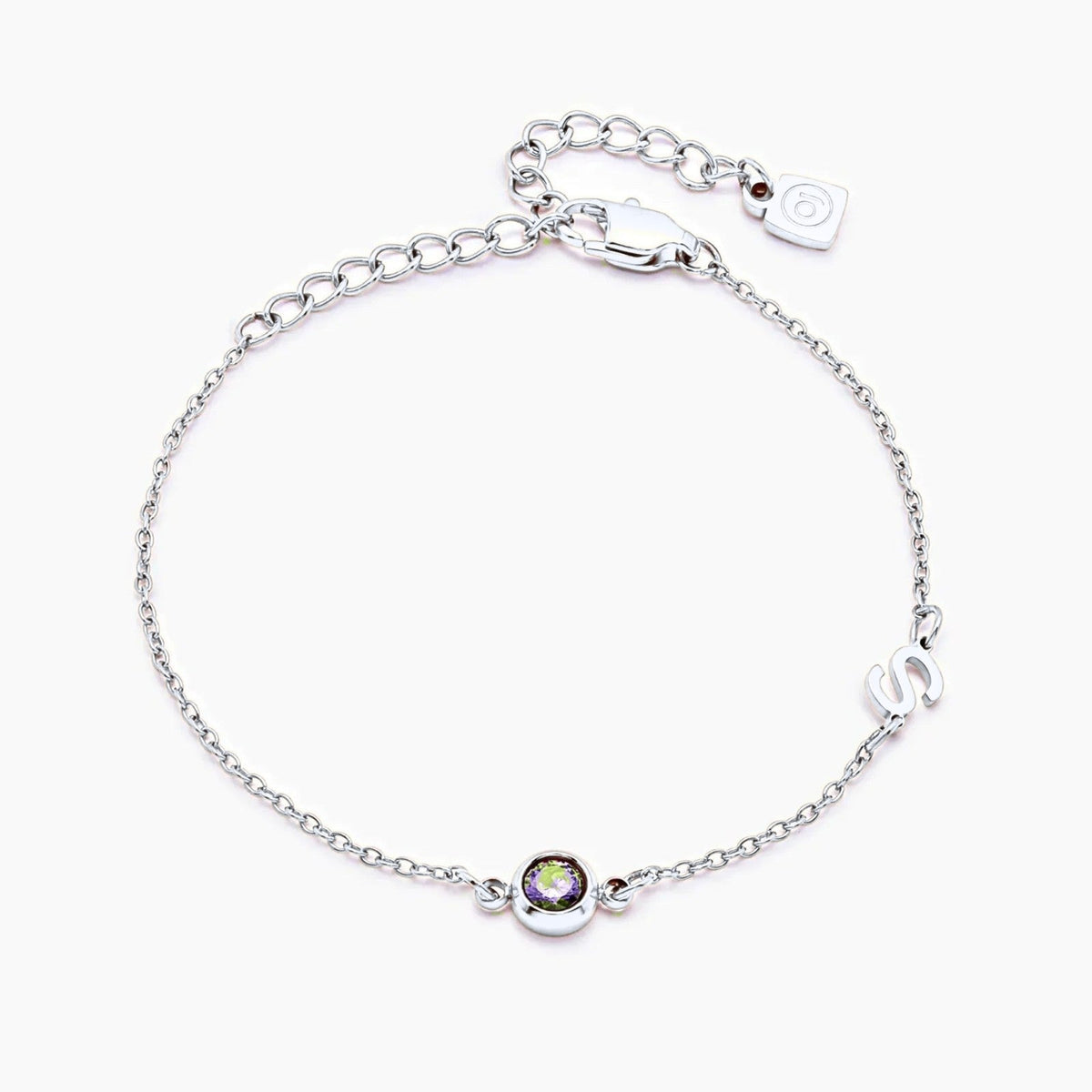 side-set-initial-birthstone-bracelet — Silver / Aug-Peridot